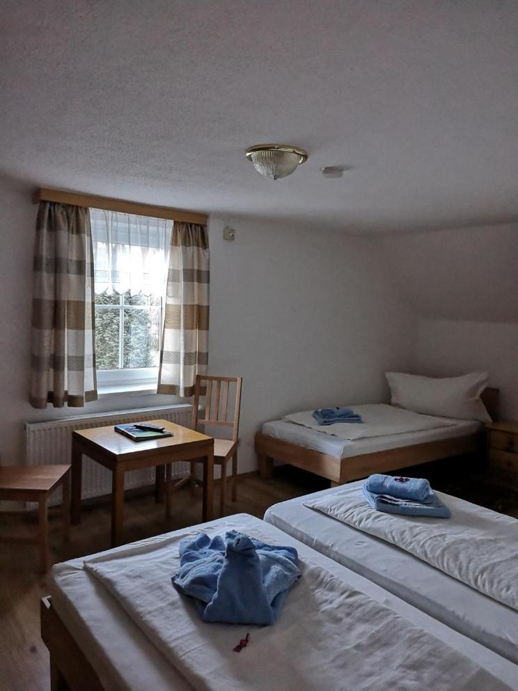 Gasthof Widenschek Thalheim Esterno foto